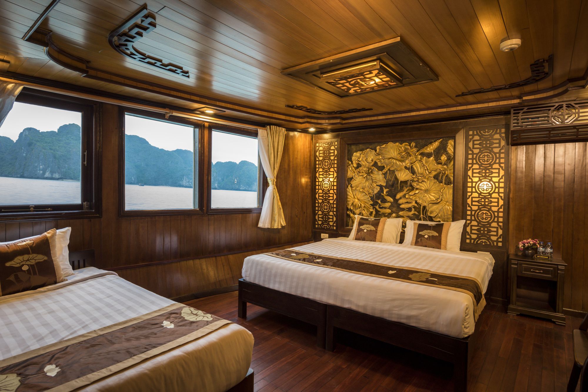 Hotel Renea Cruises Halong à Hạ Long Extérieur photo