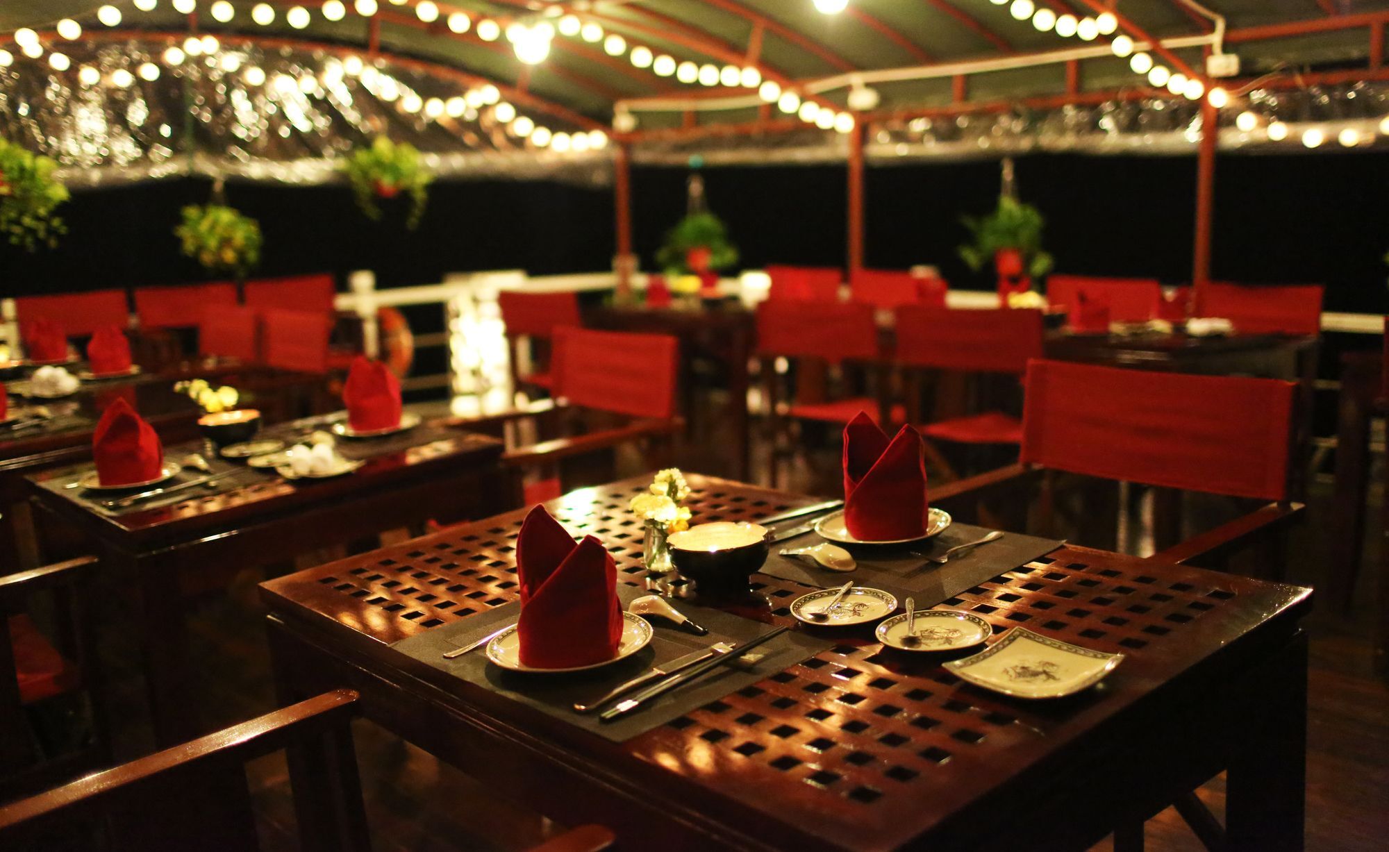 Hotel Renea Cruises Halong à Hạ Long Extérieur photo